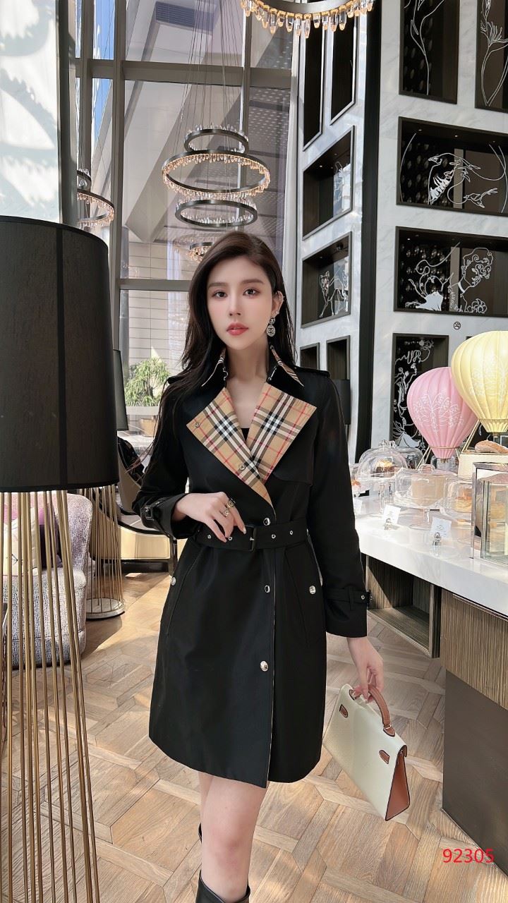 Burberry Outwear